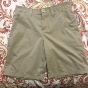 Under Armour tan shorts